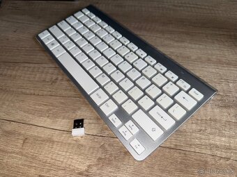 Bezdrôtová klávesnica v štýle Apple | USB prijímač - 8