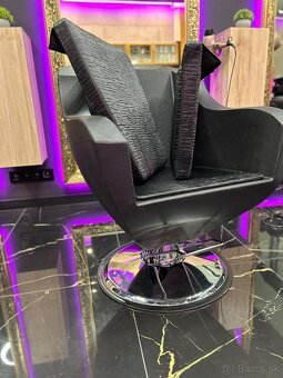 Masivne kadernicke kreslo - 8