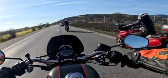 HARLEY DAVIDSON ROADSTER 1200 - 8