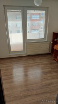 Predám priatelský 3 izbový byt+Kumbál+Logia na ul. Kpt. Nal. - 8