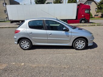 Predám Peugeot 206 - 8
