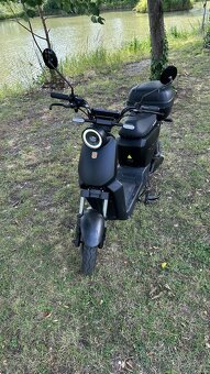 Predam elektricky Skuter LA Soirus vo výbornom stave lítiová - 8