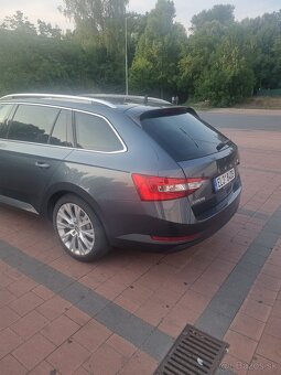 Škoda Superb 2021, 160 kW, automat, panoráma, Keyless Entry, - 8