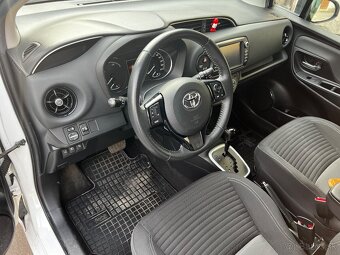 Toyota Yaris Hybrid 1.5 HSD CVT 5dv. - 8