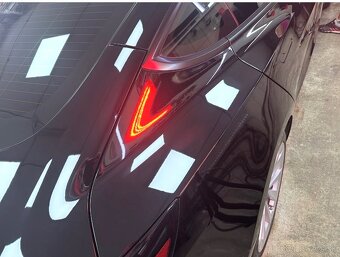 Tesla Model 3 dual motor  366kw /500 koni - 8