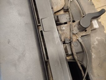 Pravé predné dvere Superb 3 zadný nárazník - 8