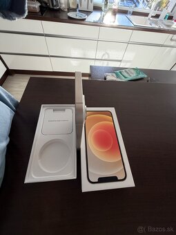 IPhone 14 128GB bílý white - 8