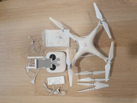 Dron DJI Phantom 4 Advanced - 8