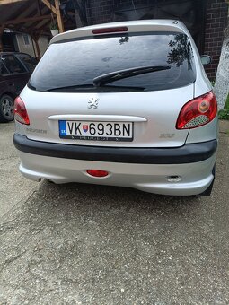 Predám PEUGEOT 206, 1.4E, HATCHBACK 5DV. - 8