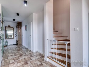 4-izbový rodinný dom v obci Hrnčiarovce nad Parnou - 8