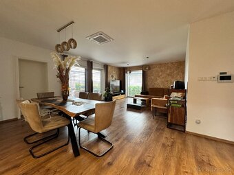 Na predaj moderný rodinný dom vo vysokom štandarde – Gyňov - 8