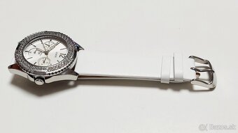 damske hodinky guess - 8