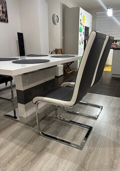 Jedálensky stôl rozkladací - 8