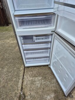 Chladnička  s mrazničkou  Samsung - 8