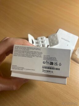 AirPods Pro 2nd generation Magsafe USB-C - 8