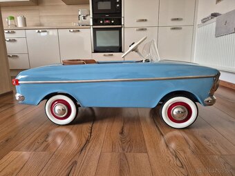 Šlapacie autíčko moskvič - 8