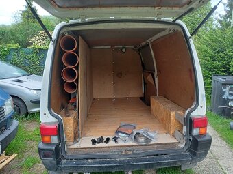 Transporter t4 - 8