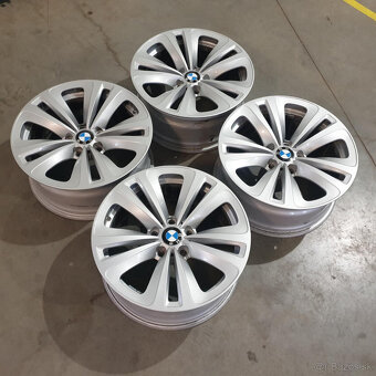 Hliníkové BMW disky 5x120 R18 8J ET30 - 8
