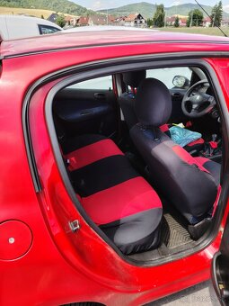 Peugeot 206 - 8