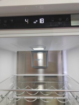 Nová vstavaná chladnička - 8