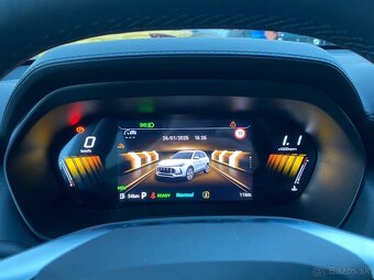 MG ZS HEV+ Exclusive - 8