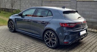 RENAULT MEGANE RS - 8