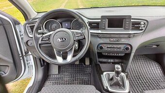 Kia Ceed 1,4 - 8