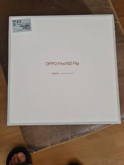 OPPO Find N2 Flip - 8
