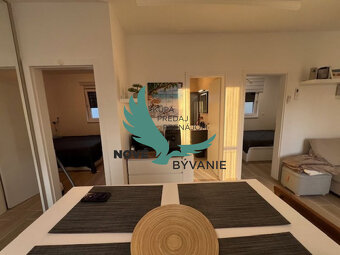 Chorvátsko - Zariadený apartmán so strešnou terasou len 150m - 8