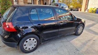 VW Golf V 1,4i 66kw kód motora: BLN - 8