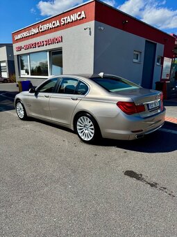 BMW 740xd - 8