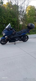 Yamaha T-Max 530 DX - 8