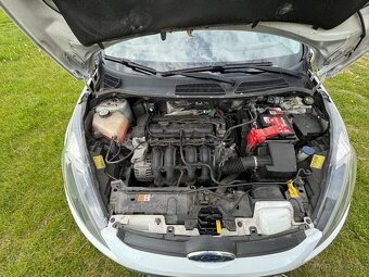 Ford fiesta 1,25 60kw benzín - 8