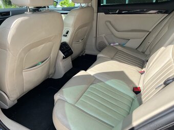 Superb 2.0 tdi L&K - 8