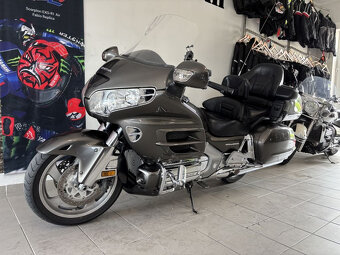 Honda Goldwing 1800 - 8
