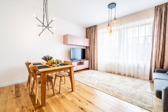 2 i byt ELIS v staromeštianskom dome LISABETH RESIDENCE - 8
