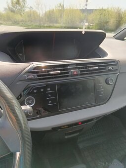 Citroen C4 Grand Picasso - 8