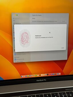 Apple Macbook Pro 15" TB (2017) i7, 16GB, 1TB - 8