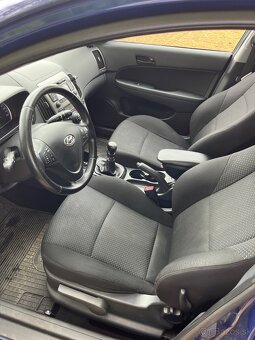 Na predaj: Hyundai i30 1.6 CRDi - 8