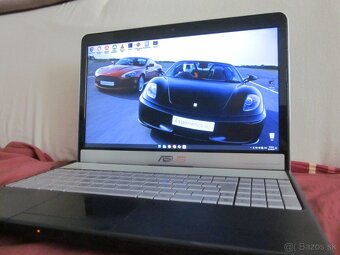 ASUS,i7,16 GB,SSD 500 GB,SSHD 500 GB,GT555M 2GB - 8