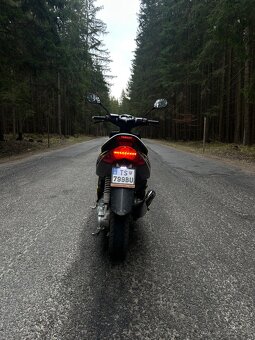 Yamaha Jog rr - 8