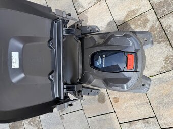 Husqvarna 405X - Robotická kosačka - 8