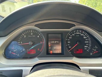Audi A6 Allroad 3.0 TDI quattro tiptronic - 8