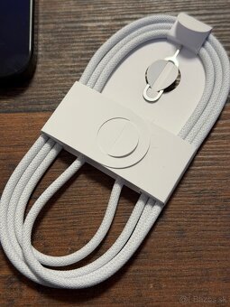 Predám iPhone 16 Pro Max 512 GB čierny titán - 8