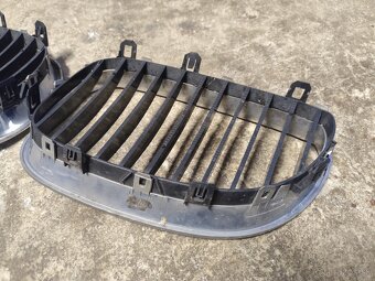 Predám chrómové mriežky BMW E60 E61 - 8