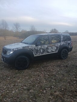 Predám Nissan Pathfinder 2,5 D - 8