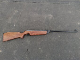 Predám vzduchovka Slavia 631 - 8