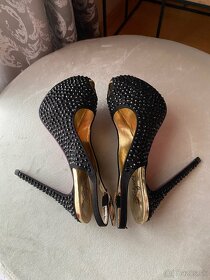 Luxusná, extravagantná dámska obuv - 8