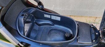 Piaggio x evo 125 - 8