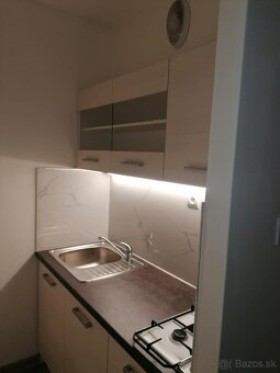 Rezervované Predám 1 izbový byt Nitra Chrenová - 8